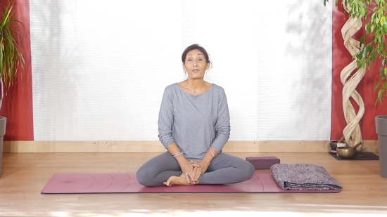 6. Doux - Séance de Yoga pour une nuit apaisée	avec Gladys Delaflor